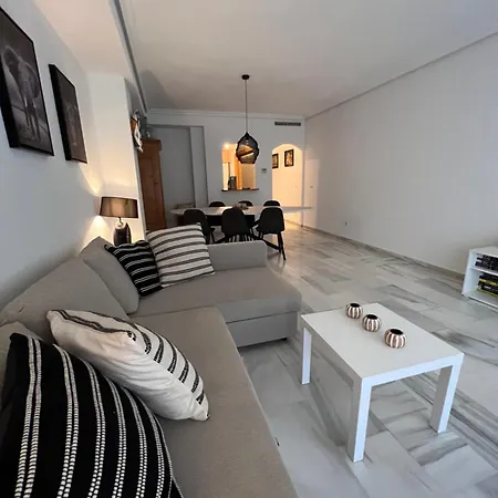 Apartment Bay